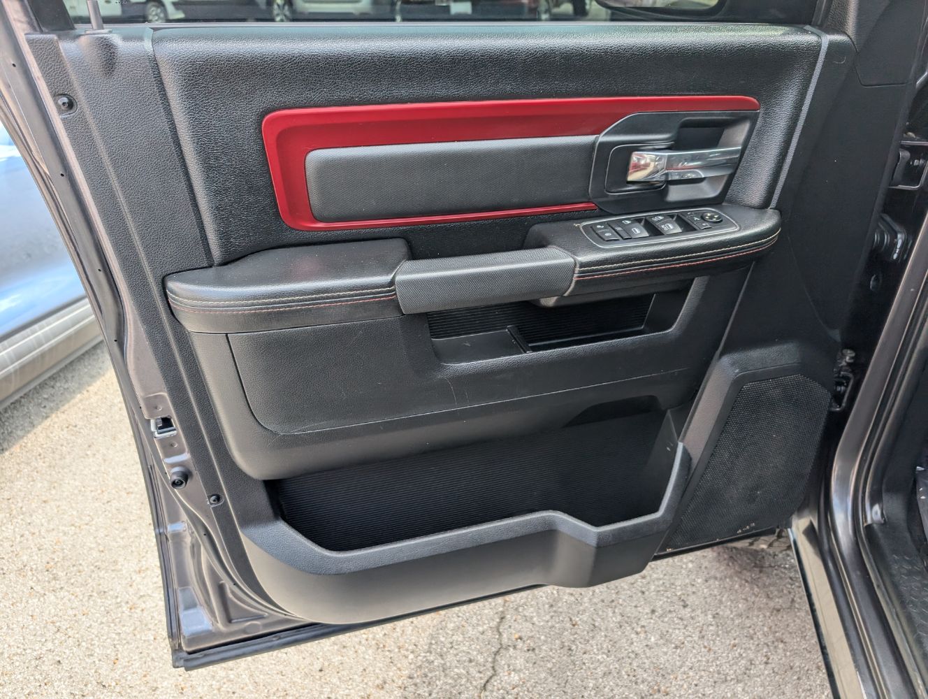 2016 Ram 1500 Rebel photo 10