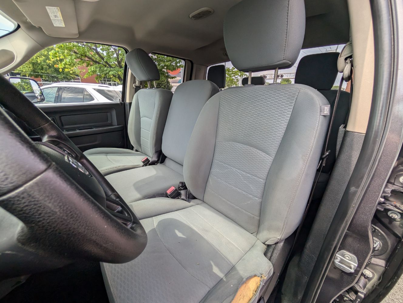 2015 Ram 1500 Tradesman photo 16