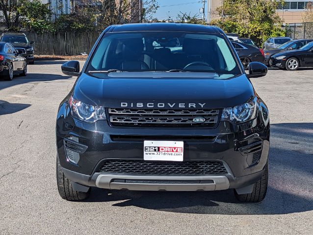 2019 Land Rover Discovery Sport SE photo 3