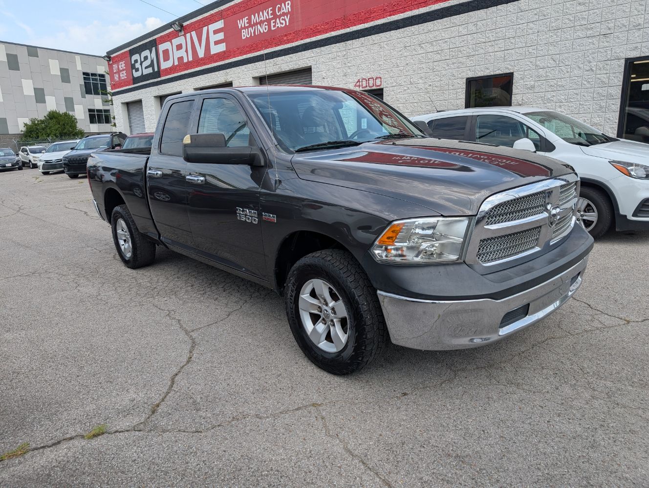 2015 Ram 1500 Tradesman photo 4