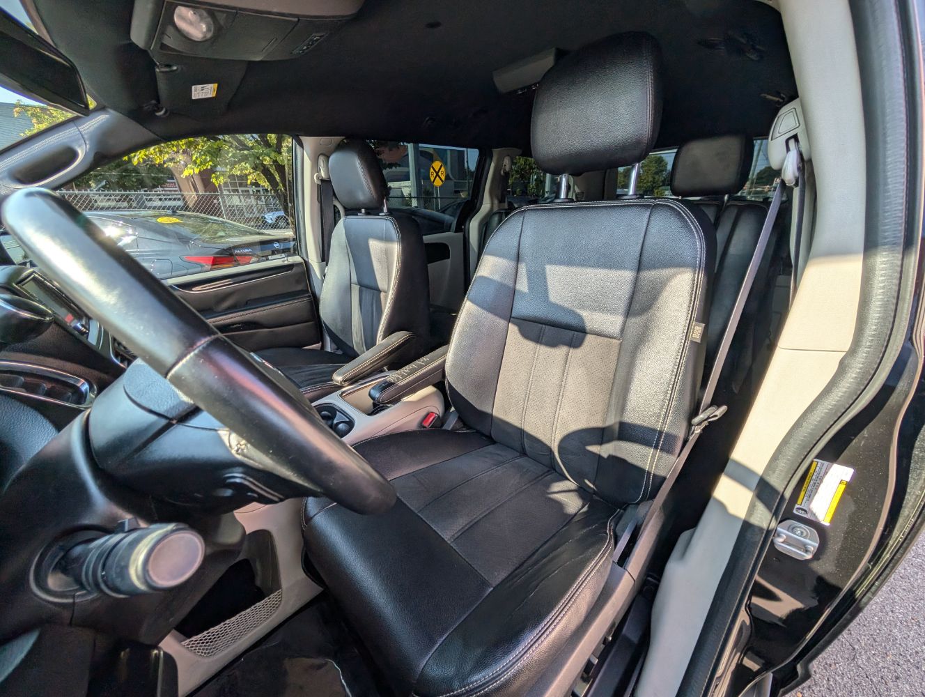 2019 Dodge Grand Caravan SXT photo 12