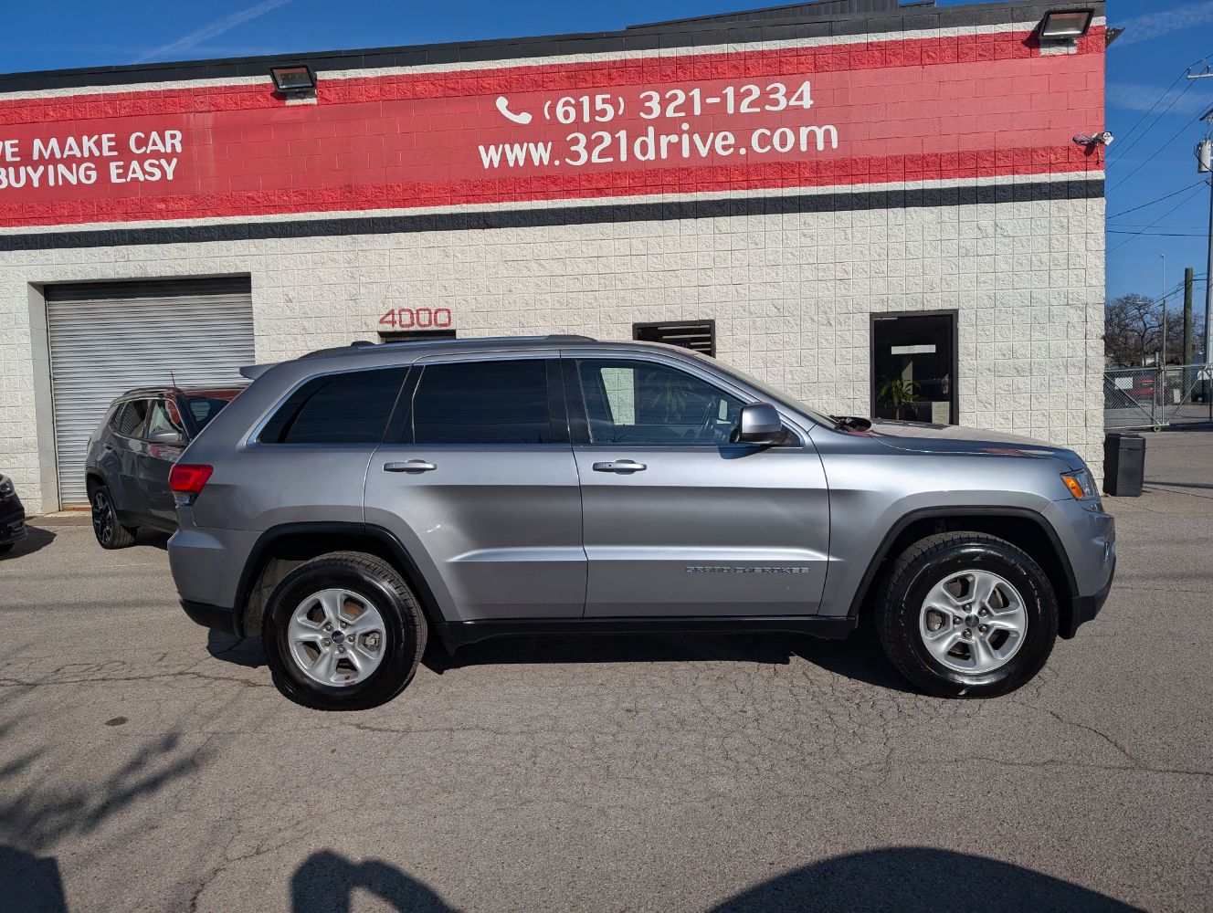 2016 Jeep Grand Cherokee Laredo E photo 5