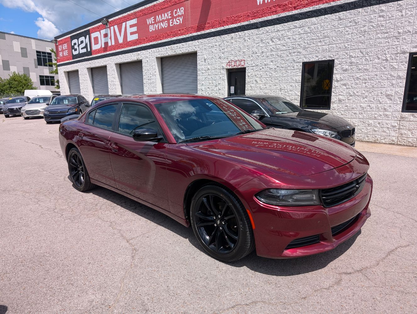 2017 Dodge Charger SE's photo