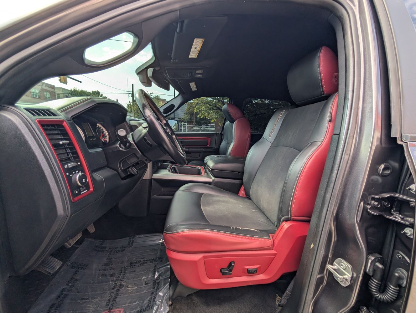 2016 Ram 1500 Rebel photo 13