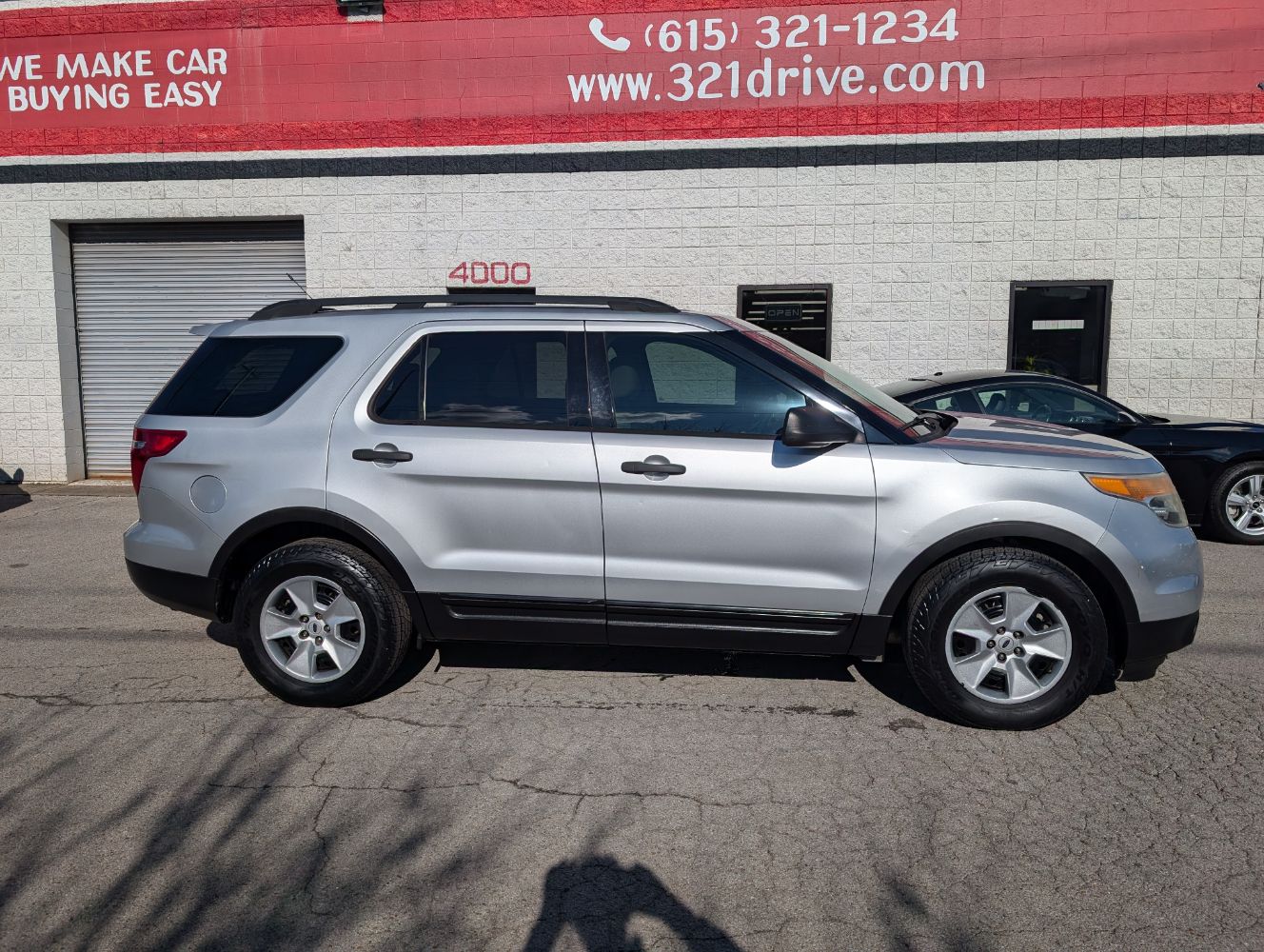 2014 Ford Explorer Base photo 5