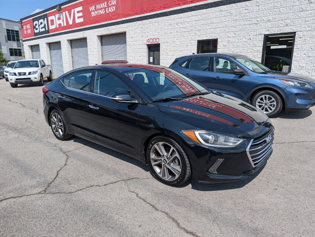 2017 Hyundai Elantra Limited photo 3