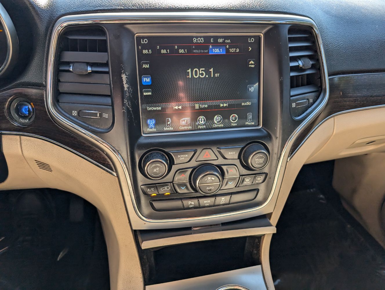 2014 Jeep Grand Cherokee Limited photo 21
