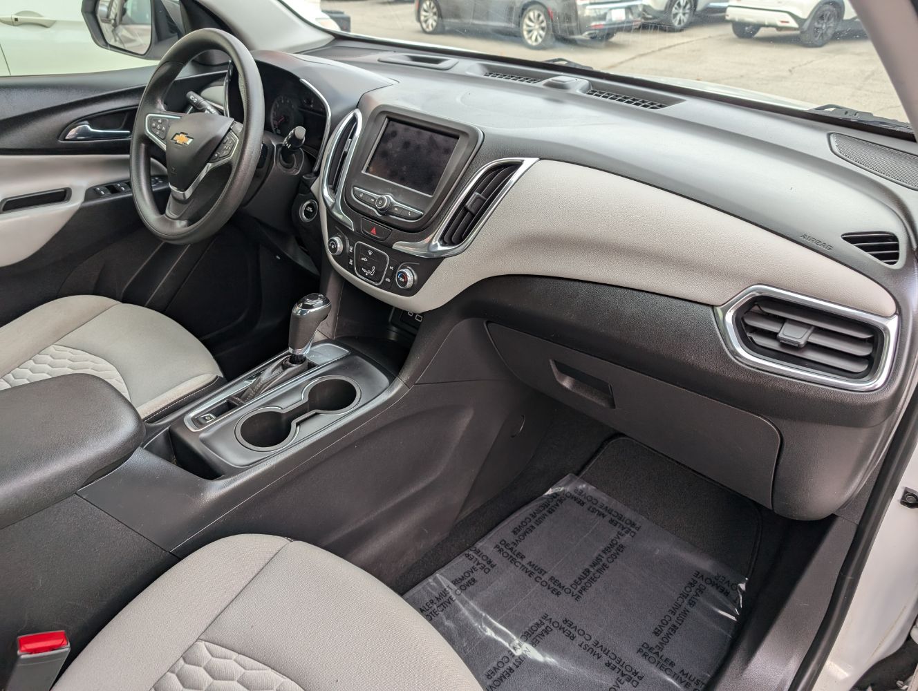 2020 Chevrolet Equinox LS photo 13