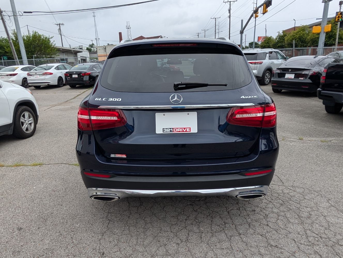 2019 Mercedes Benz GLC 300 4MATIC photo 6