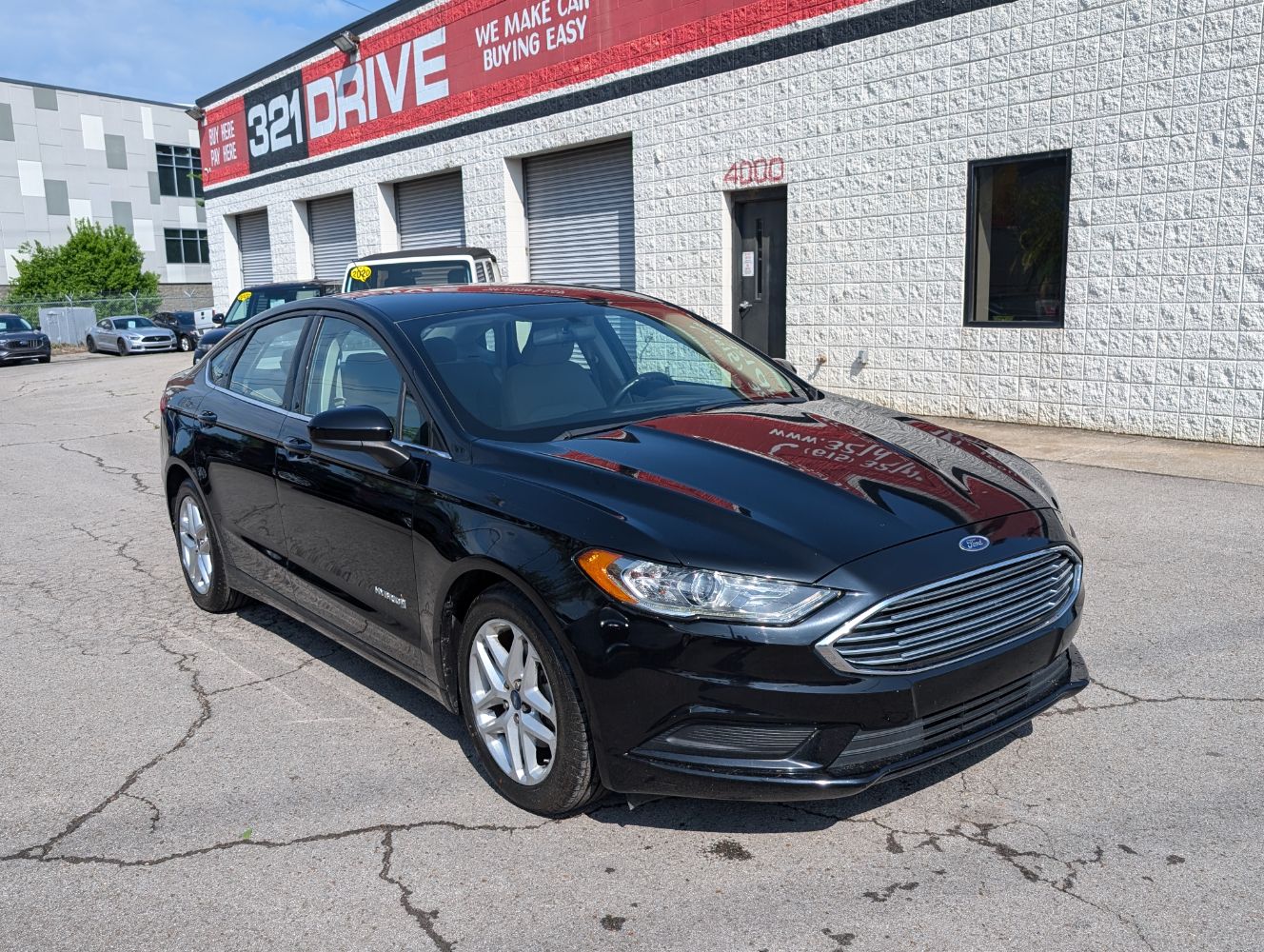 2017 Ford Fusion SE's photo