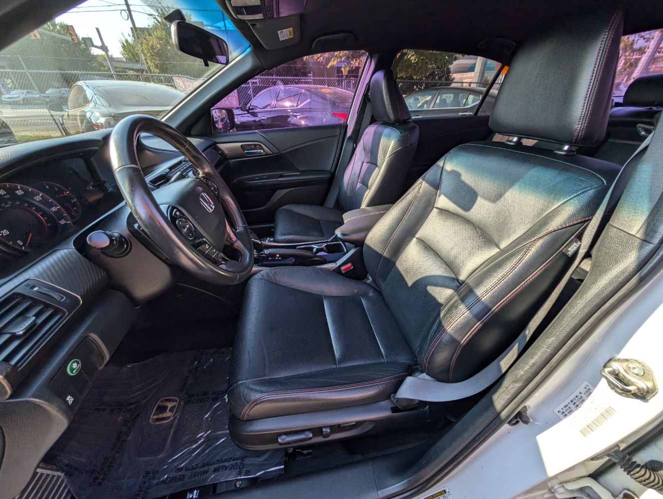 2017 Honda Accord Sport photo 13