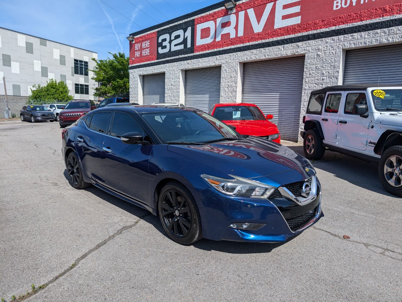 2018 Nissan Maxima SV's photo