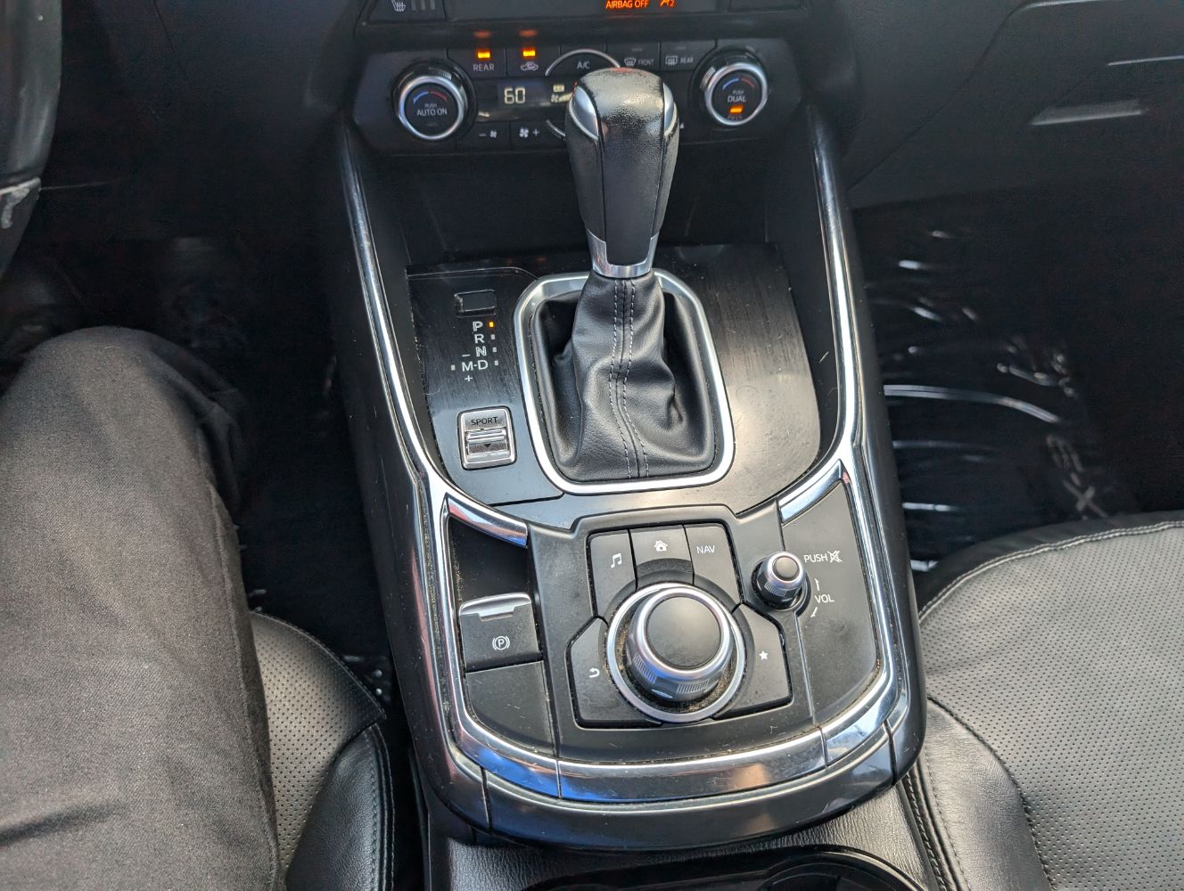 2018 Mazda CX-9 Touring photo 24