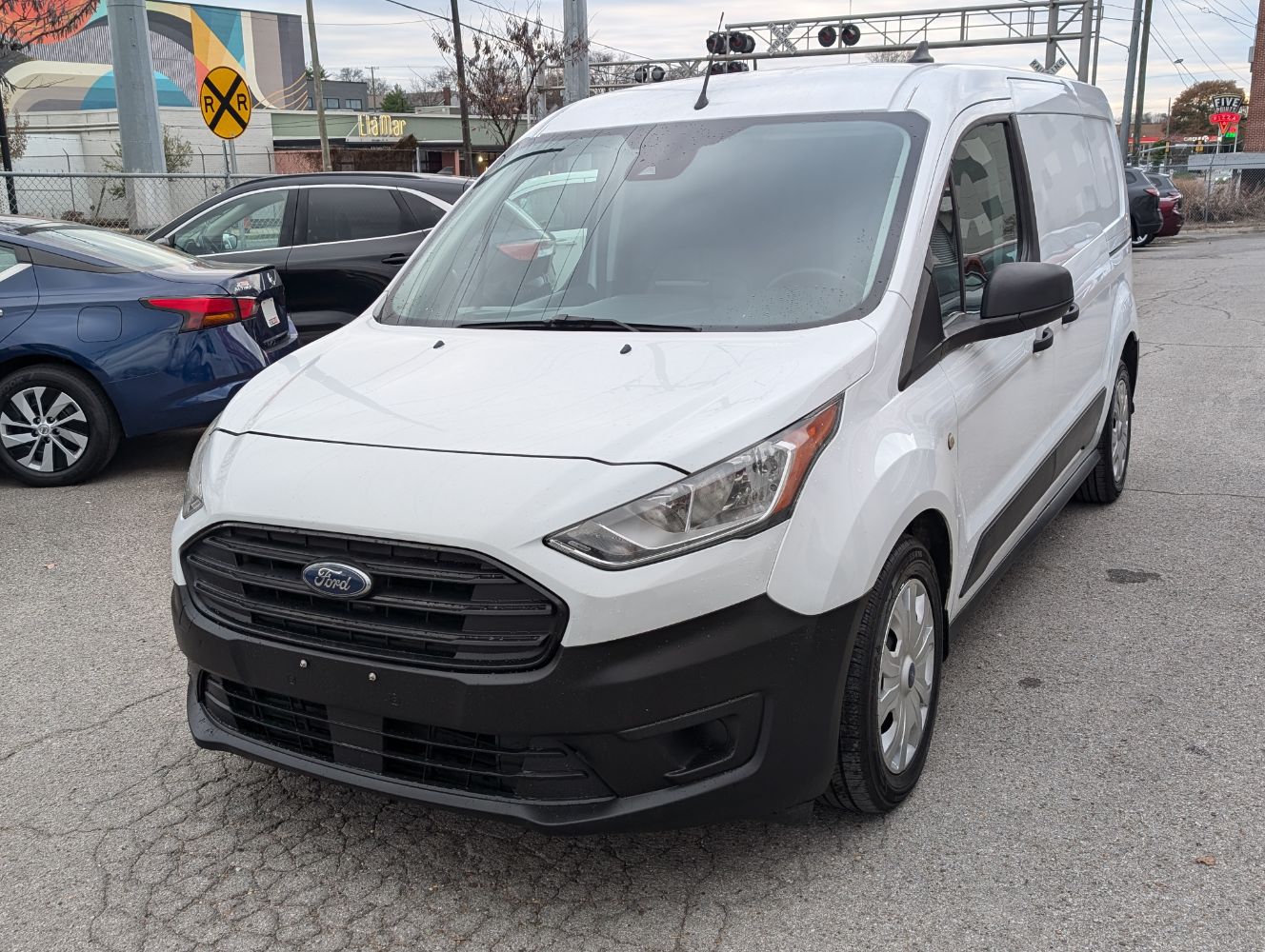 Ford Transit Connect's photo