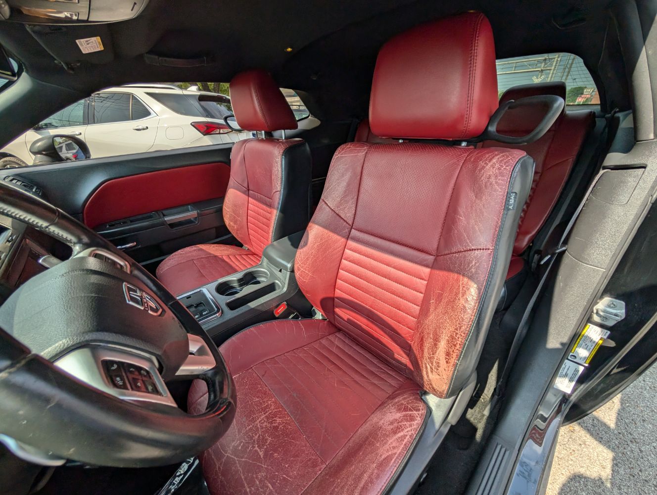 2014 Dodge Challenger R/T photo 10