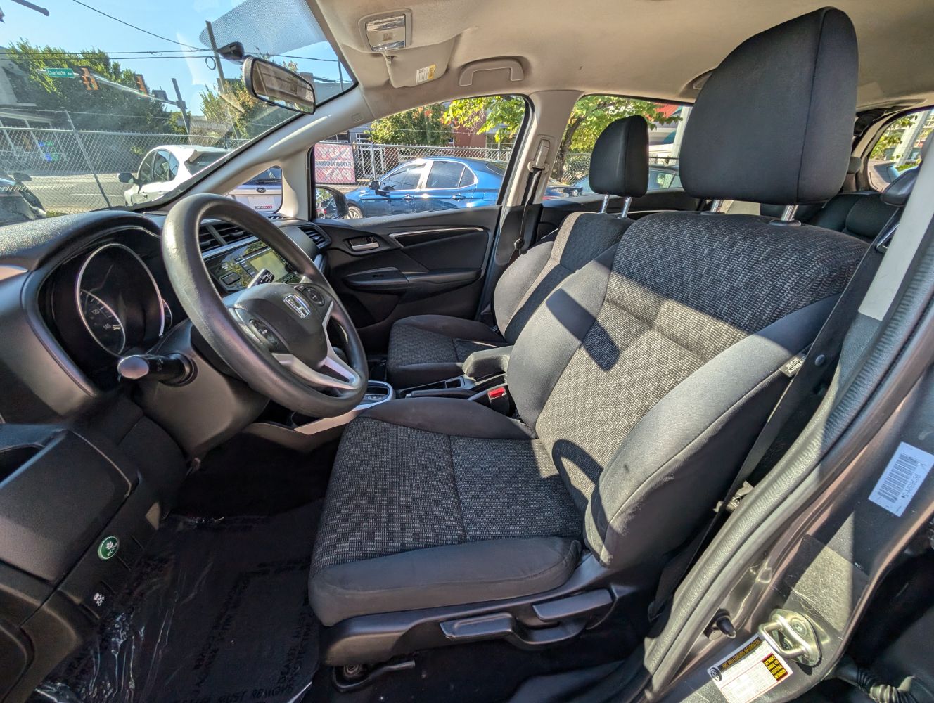 2017 Honda Fit LX photo 14