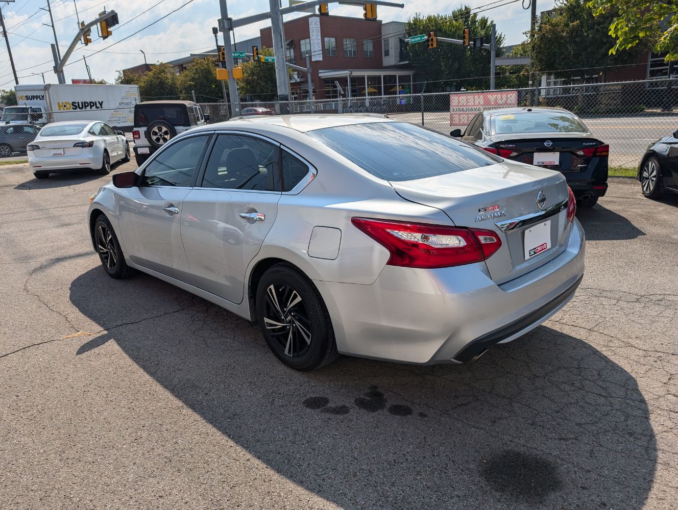 2017 Nissan Altima 2.5 S photo 7