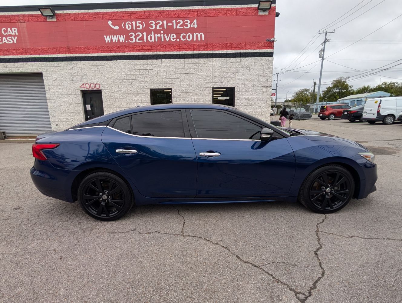 2018 Nissan Maxima SV photo 4