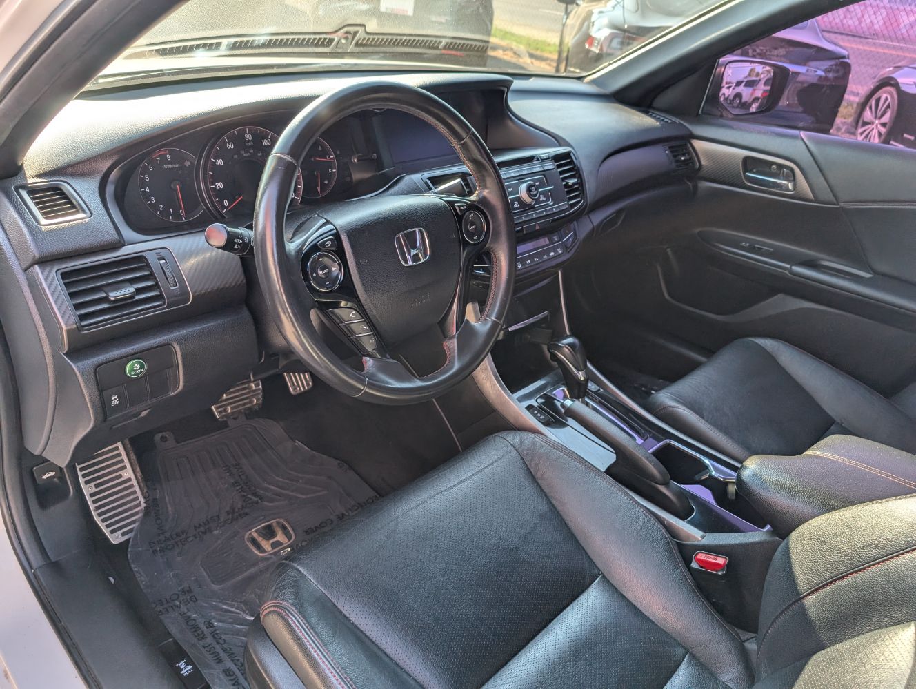 2017 Honda Accord Sport photo 10