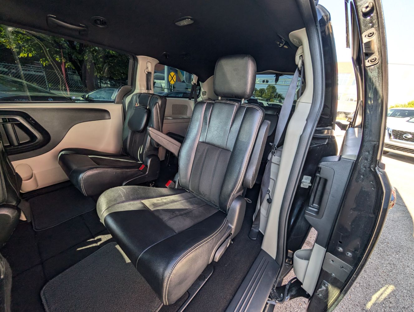 2019 Dodge Grand Caravan SXT photo 14