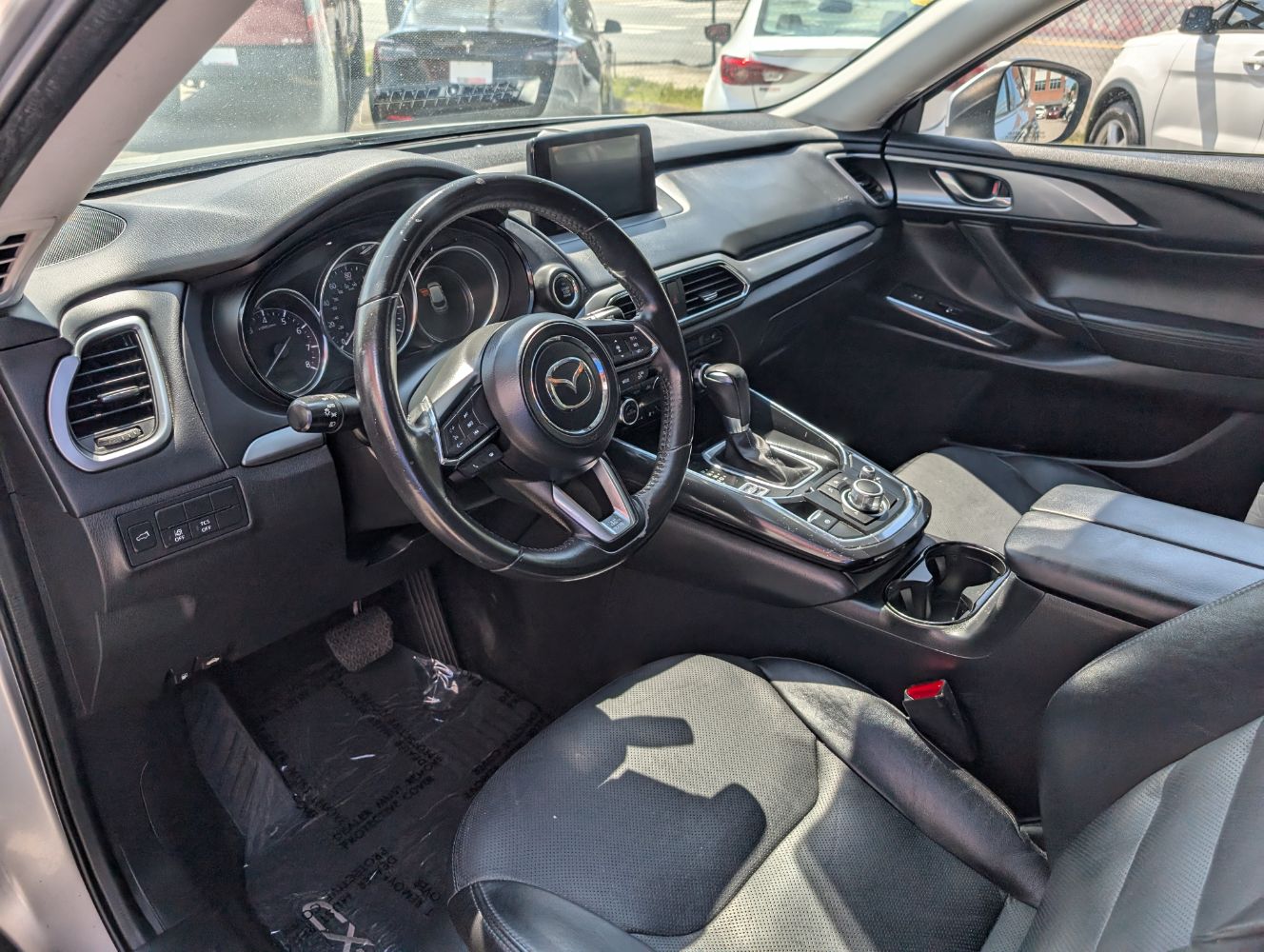 2018 Mazda CX-9 Touring photo 11