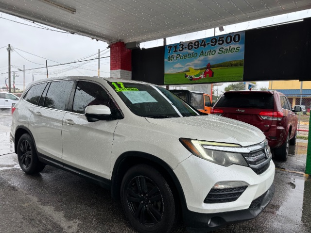 2017 Honda Pilot EX's photo