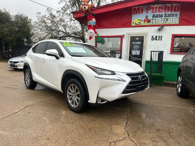 2015 Lexus NX 200t's photo